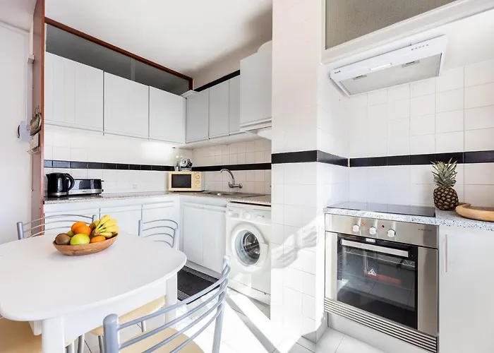 Lagos Homestay アパート ラゴス